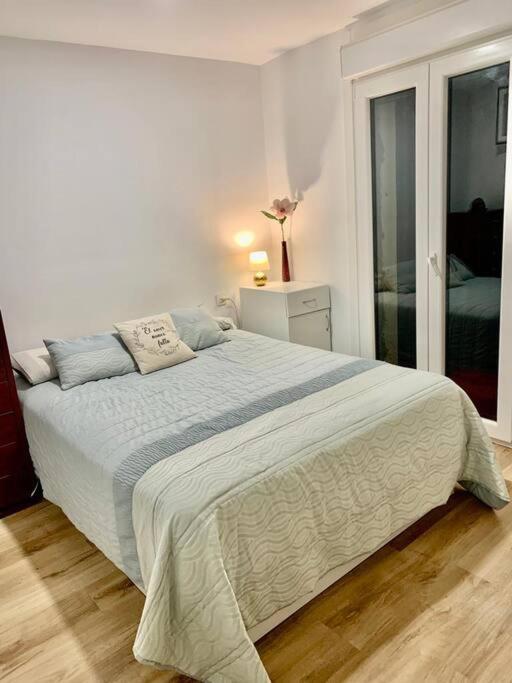 Playa Monte Y Mar, Casa A 5 Minutos Del Mar Apartment Ондароа Екстериор снимка